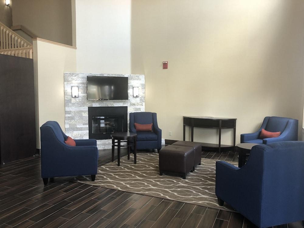 Comfort Suites London Bagian luar foto